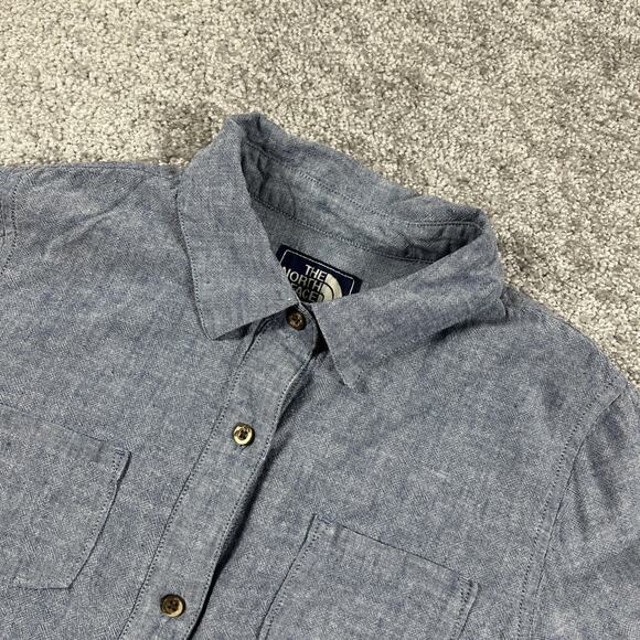 The North Face Tops - North Face Button Up‎ Shirt Womens Small Linen Cotton Chambray Long Sleeve Blue